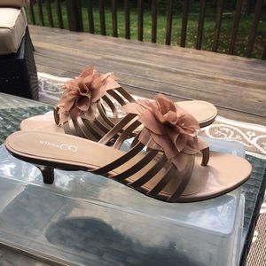 Nine&Co Cream/Beige Heel size 9